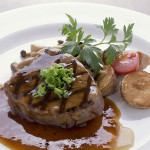 特撰牛フィレ肉のステーキ